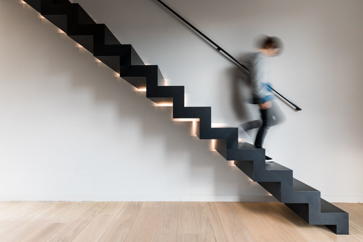 Ontdek onze moderne trappen en design trappen | Genico